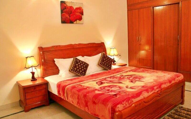TG Stays Sushant Lok 1, Gurgaon 2